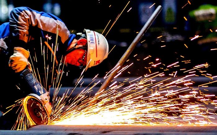 Accélérer le développement vert de l'industrie sidérurgique, fabrication inte...