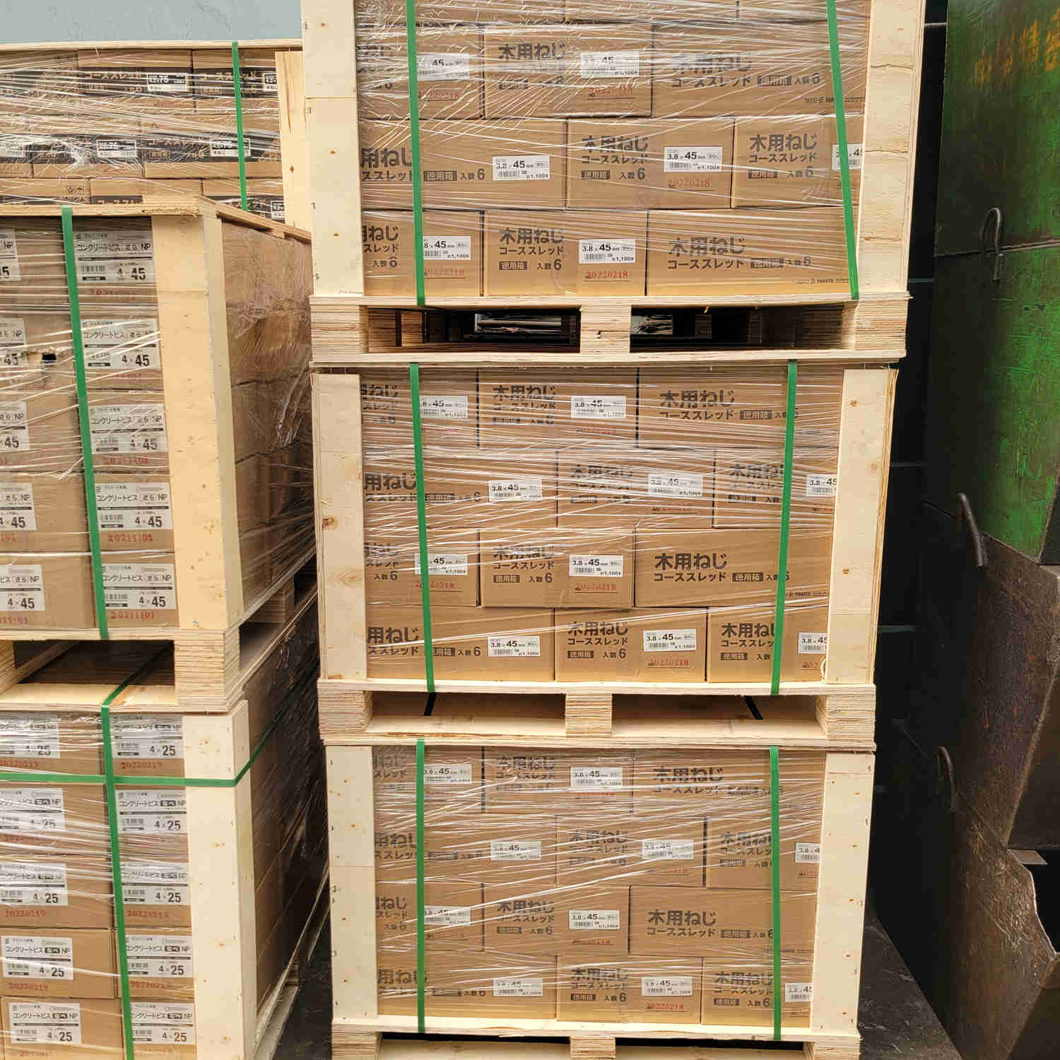 Pour le stockage de produits à vis