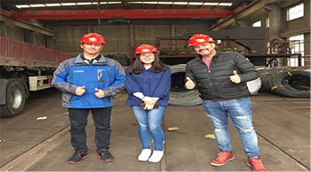 Les clients visitent l'usine AOTIAN pour renforcer la coopération