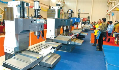Résumé des opérations économiques de l'industrie des machines-outils en janvi...